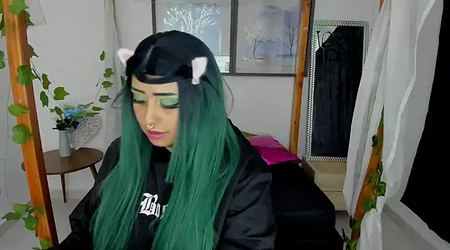 lussyevans24 online show from 01-25-25, 04:45
