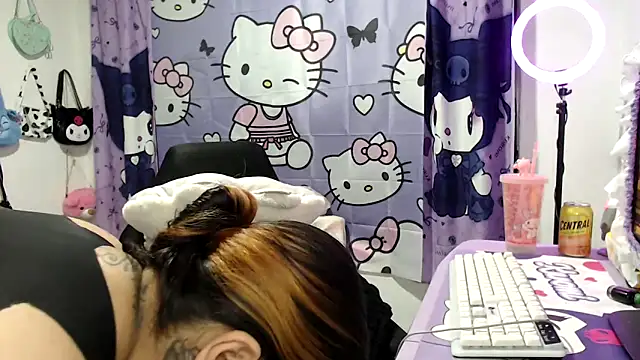 lussyevans24 online show from 11-23-25, 04:34