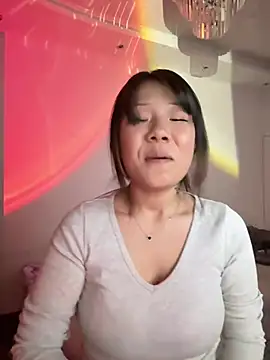 Kim SLO online show from 03-27-26, 02:17