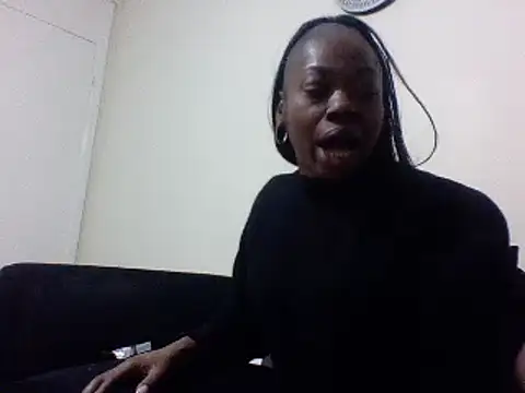 Snapshot of Cinderella_Jewels_ chatting on 01-08-25, 04:00 Cinderella Jewels online show from 01-08-25, 04:00