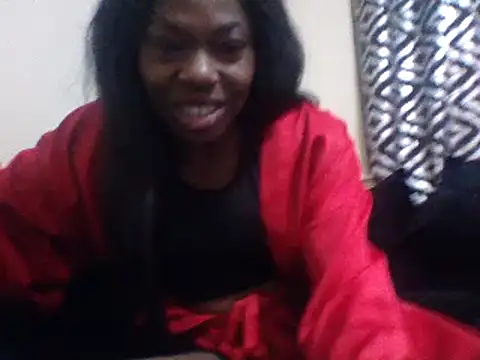 Snapshot of Cinderella_Jewels_ chatting on 01-26-25, 05:44 Cinderella Jewels online show from 01-26-25, 05:44