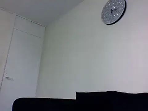 Snapshot of Cinderella_Jewels_ chatting on 03-20-25, 05:15 Cinderella Jewels online show from 03-20-25, 05:15