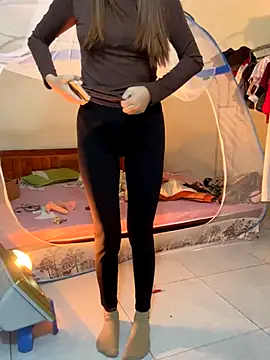 PussyWet  online show from 11-05-25, 04:40