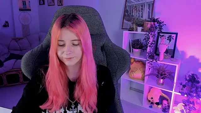 LexiWenford online show from 12-29-24, 08:44