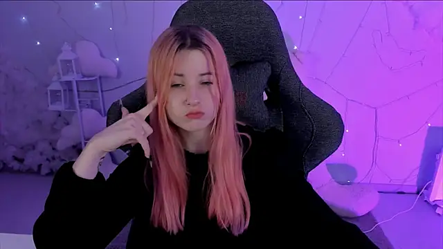 LexiWenford online show from 01-13-25, 09:19