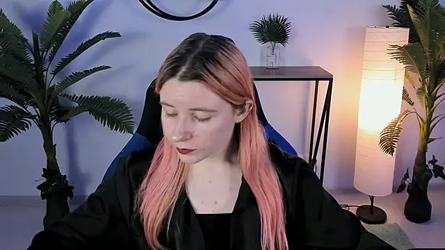 LexiWenford online show from 01-27-25, 09:13