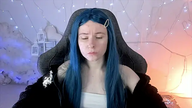 LexiWenford online show from 02-03-25, 05:51