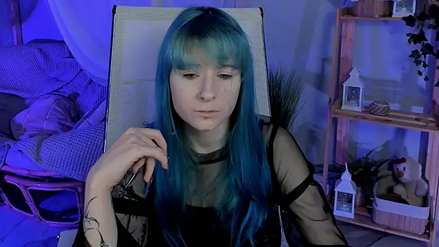 LexiWenford online show from 10-06-25, 03:04