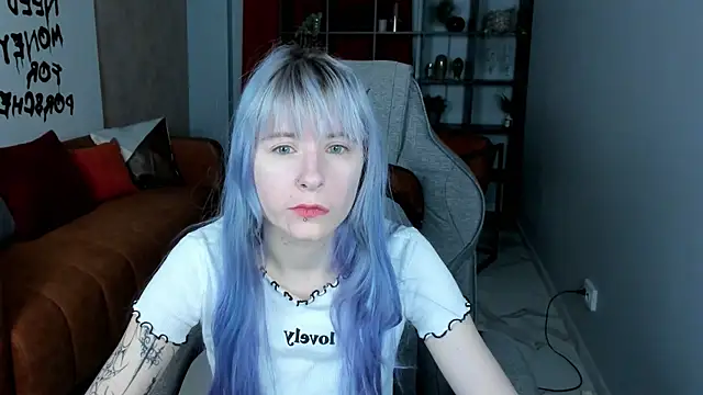 LexiWenford online show from 12-22-25, 02:52