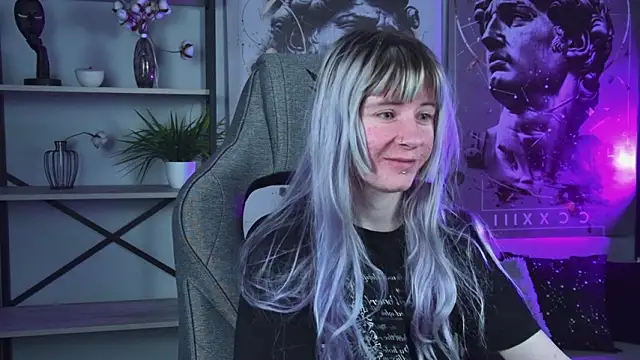 LexiWenford online show from 03-19-26, 02:48