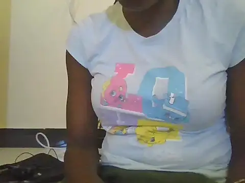 Petite doll20 online show from 11-03-25, 10:27