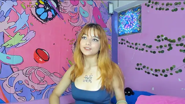 Snapshot of kittyzenn chatting on 12-04-24, 01:31 kittyzenn online show from 12-04-24, 01:31