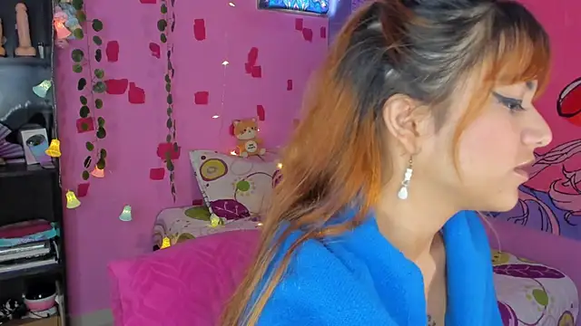 Snapshot of kittyzenn chatting on 02-11-25, 07:27 kittyzenn online show from 02-11-25, 07:27