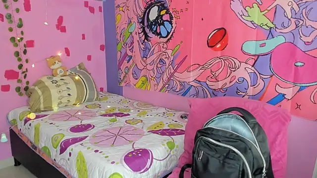 Snapshot of kittyzenn chatting on 02-21-25, 05:53 kittyzenn online show from 02-21-25, 05:53