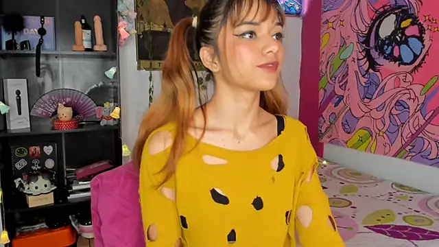 Snapshot of kittyzenn chatting on 03-13-25, 05:28 kittyzenn online show from 03-13-25, 05:28