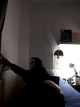 Snapshot of Dennis_2024 chatting on 01-03-25, 03:05 Dennis 2024 online show from 01-03-25, 03:05