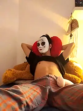 Snapshot of Dennis_2024 chatting on 01-11-25, 12:55 Dennis 2024 online show from 01-11-25, 12:55