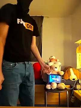 Snapshot of Dennis_2024 chatting on 01-12-25, 12:07 Dennis 2024 online show from 01-12-25, 12:07