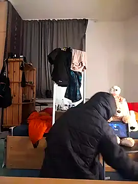 Snapshot of Dennis_2024 chatting on 01-13-25, 07:43 Dennis 2024 online show from 01-13-25, 07:43