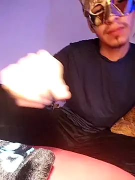 Snapshot of Dennis_2024 chatting on 01-19-25, 11:34 Dennis 2024 online show from 01-19-25, 11:34