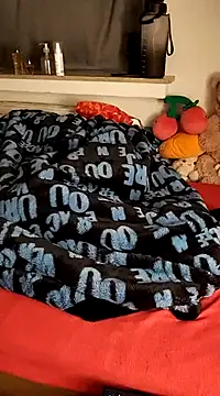 Snapshot of Dennis_2024 chatting on 03-03-25, 02:36 Dennis 2024 online show from 03-03-25, 02:36