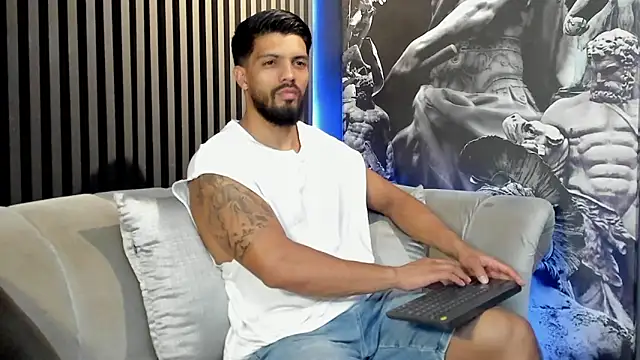 DannSaenz online show from 01-04-25, 08:16