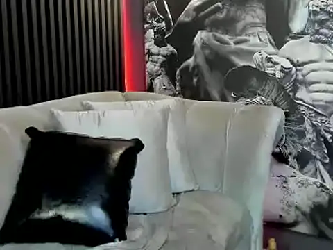 DannSaenz online show from 01-06-25, 04:34
