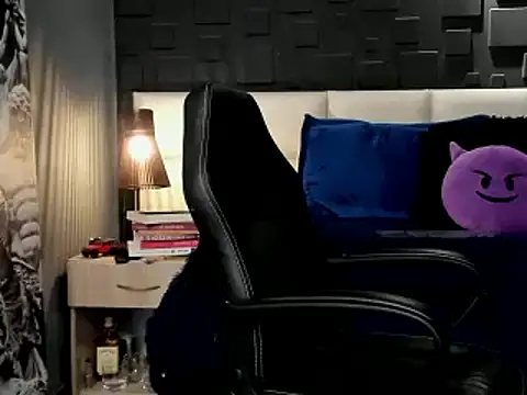 DannSaenz online show from 01-24-25, 01:57