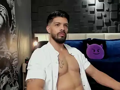DannSaenz online show from 01-26-25, 12:22
