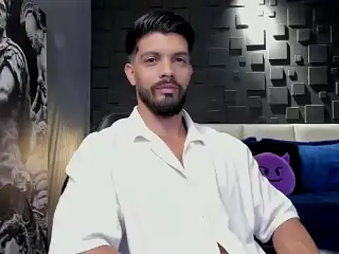 DannSaenz online show from 01-27-25, 01:26