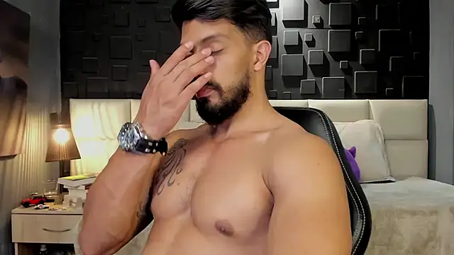 DannSaenz online show from 02-06-25, 03:16