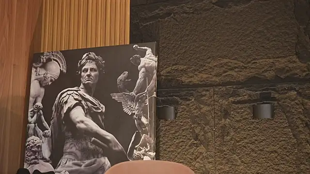 DannSaenz online show from 10-01-25, 01:50