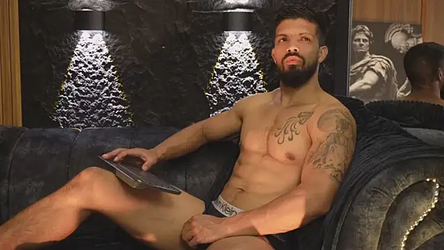 DannSaenz online show from 10-25-25, 12:45