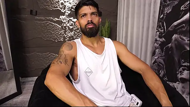 DannSaenz online show from 05-03-26, 06:14