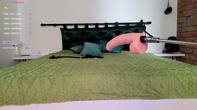 Kurama Katana online show from 10-17-25, 11:13