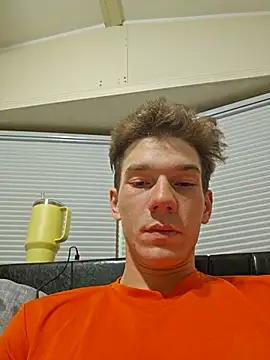 Snapshot of Greekgo123 chatting on 03-08-25, 02:55 Greekgo123 online show from 03-08-25, 02:55