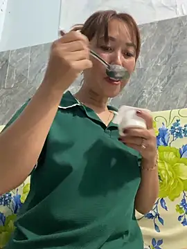 Linaannn online show from 02-07-26, 11:52