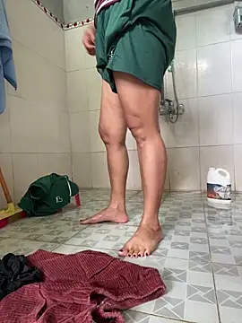 Linaannn online show from 06-18-26, 11:53