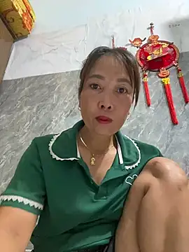 Snapshot of Linaannn chatting on 07-09-26, 11:20 Linaannn online show from 07-09-26, 11:20