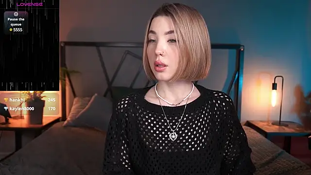 Snapshot of LindaThacker chatting on 02-04-25, 08:13 LindaThacker online show from 02-04-25, 08:13