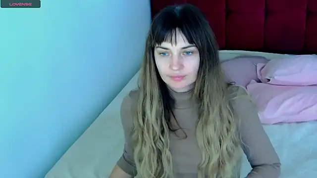 VioletUmi online show from 10-16-25, 08:37