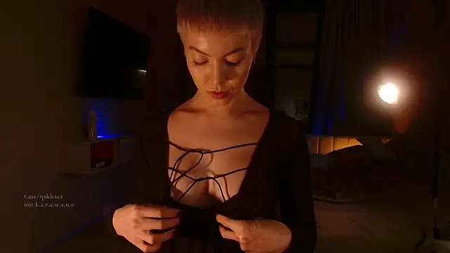 Snapshot of spiklencii chatting on 10-13-25, 05:02 spiklencii online show from 10-13-25, 05:02