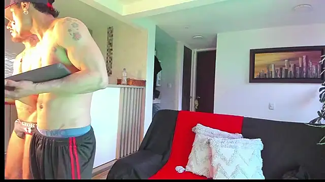 MARCELOANDLUCIAN online show from 01-13-26, 10:59