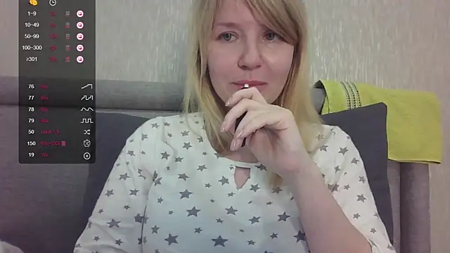 urbadkitty online show from 10-22-25, 07:08