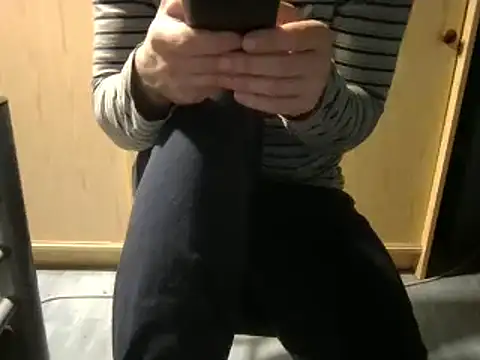 Snapshot of rugbyboy22 chatting on 03-08-26, 06:34 rugbyboy22 online show from 03-08-26, 06:34