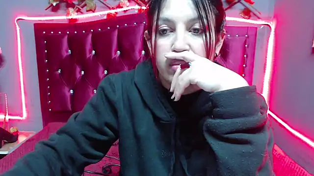 Melani cute02 online show from 01-25-25, 11:32
