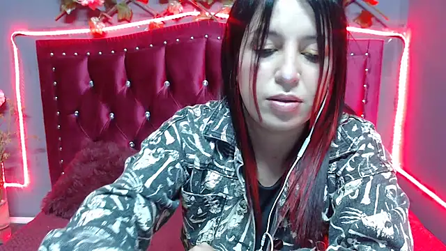 Melani cute02 online show from 02-08-25, 08:53