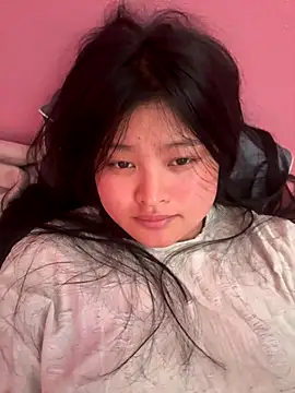 Snapshot of Anges893 chatting on 10-03-25, 02:52 Anges893 online show from 10-03-25, 02:52