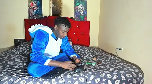 Snapshot of blackWhite_hot chatting on 01-24-25, 09:49 blackWhite hot online show from 01-24-25, 09:49