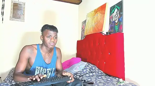 Snapshot of blackWhite_hot chatting on 02-10-25, 09:36 blackWhite hot online show from 02-10-25, 09:36